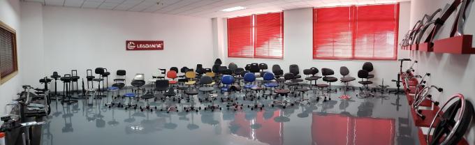 Polyurethaanesd Cleanroom Stoelen met Rugleuning, ESD Veilige Laboratoriumstoelen